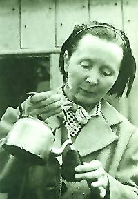 南美洲纯粹的亚洲长相的人.gif