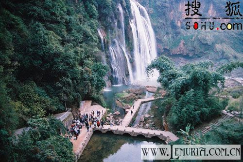 骊山附近的瀑布.jpg