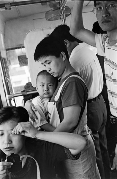 70.公共汽车上.jpg