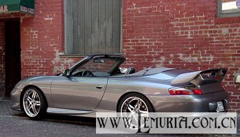 Porsche2.jpg